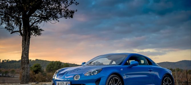 Two new versions of the Alpine A110 at the Geneva Motor Show